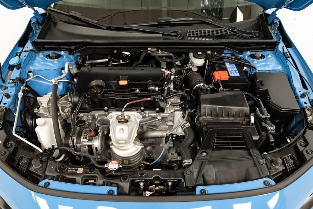 Used 2023 Honda Civic Sport image 3