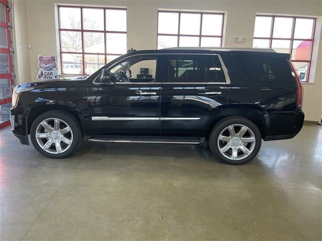 Used 2020 Cadillac Escalade Luxury image 4