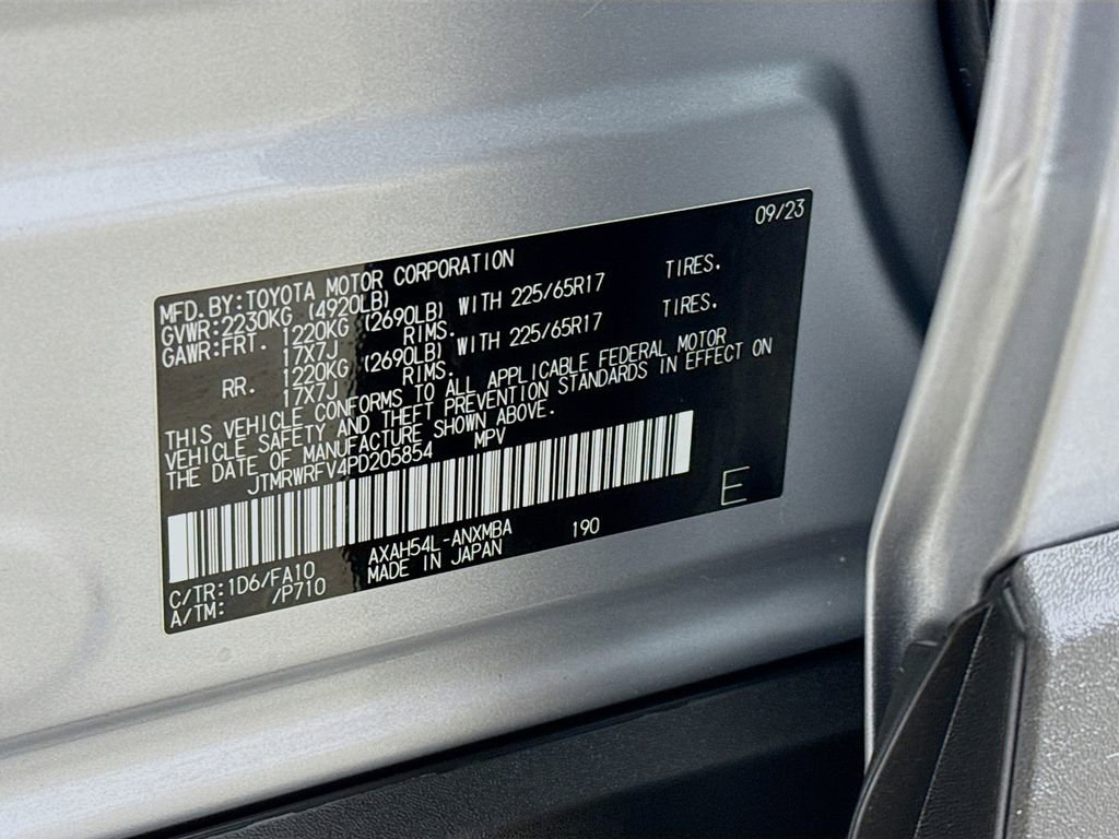 Used 2023 Toyota RAV4 XLE w/ Convenience Package image 35