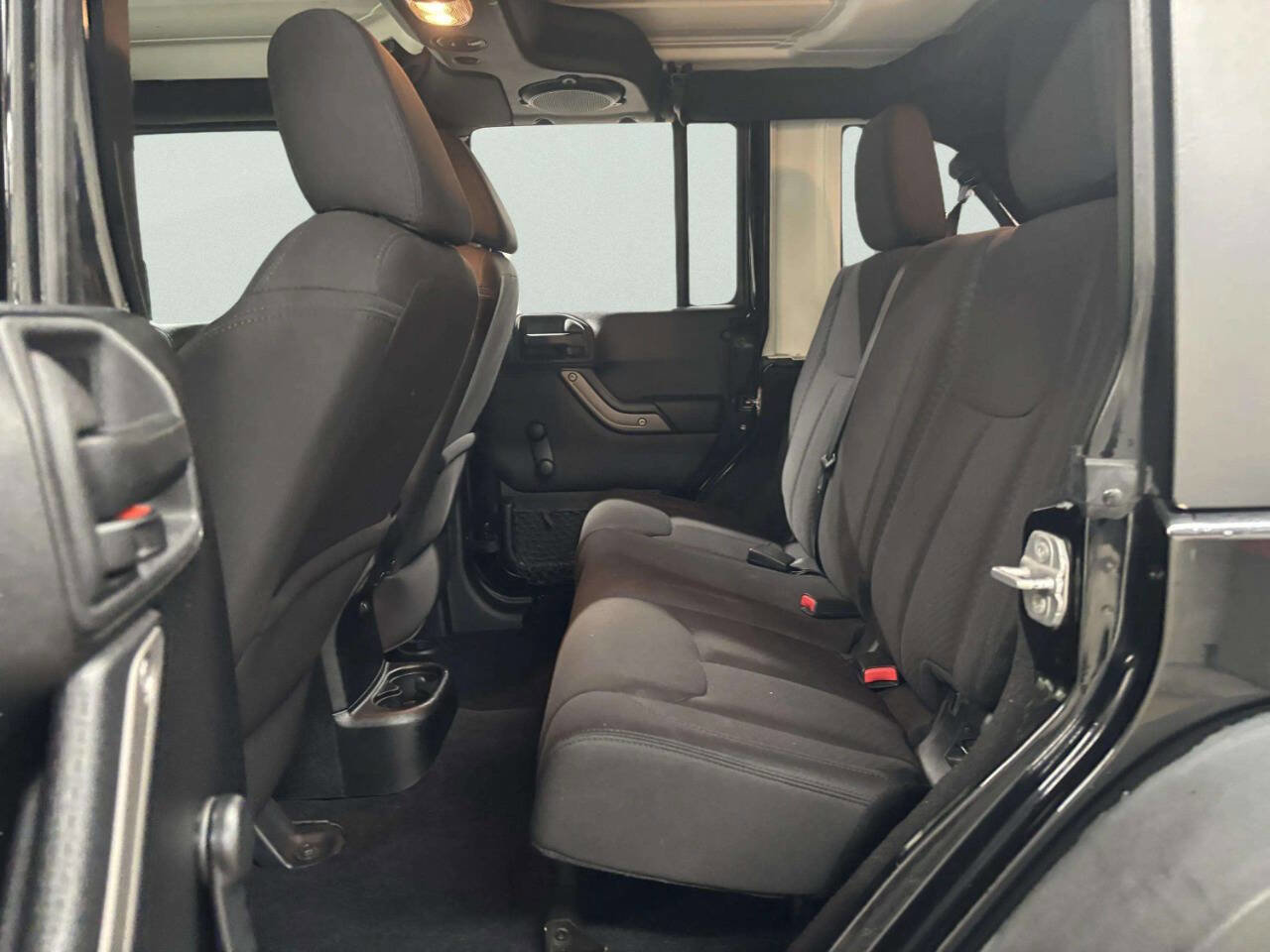 Used 2014 Jeep Wrangler Unlimited Sport image 16