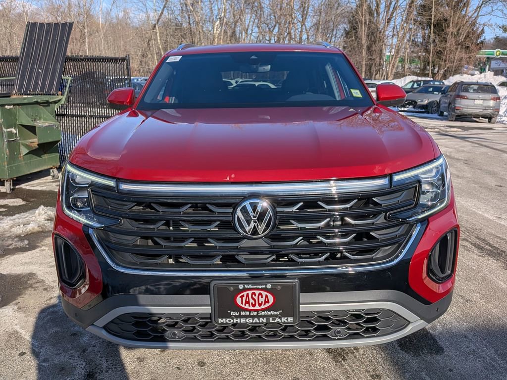 Used 2025 Volkswagen Atlas Cross Sport SE w/ Panoramic Sunroof Package image 8