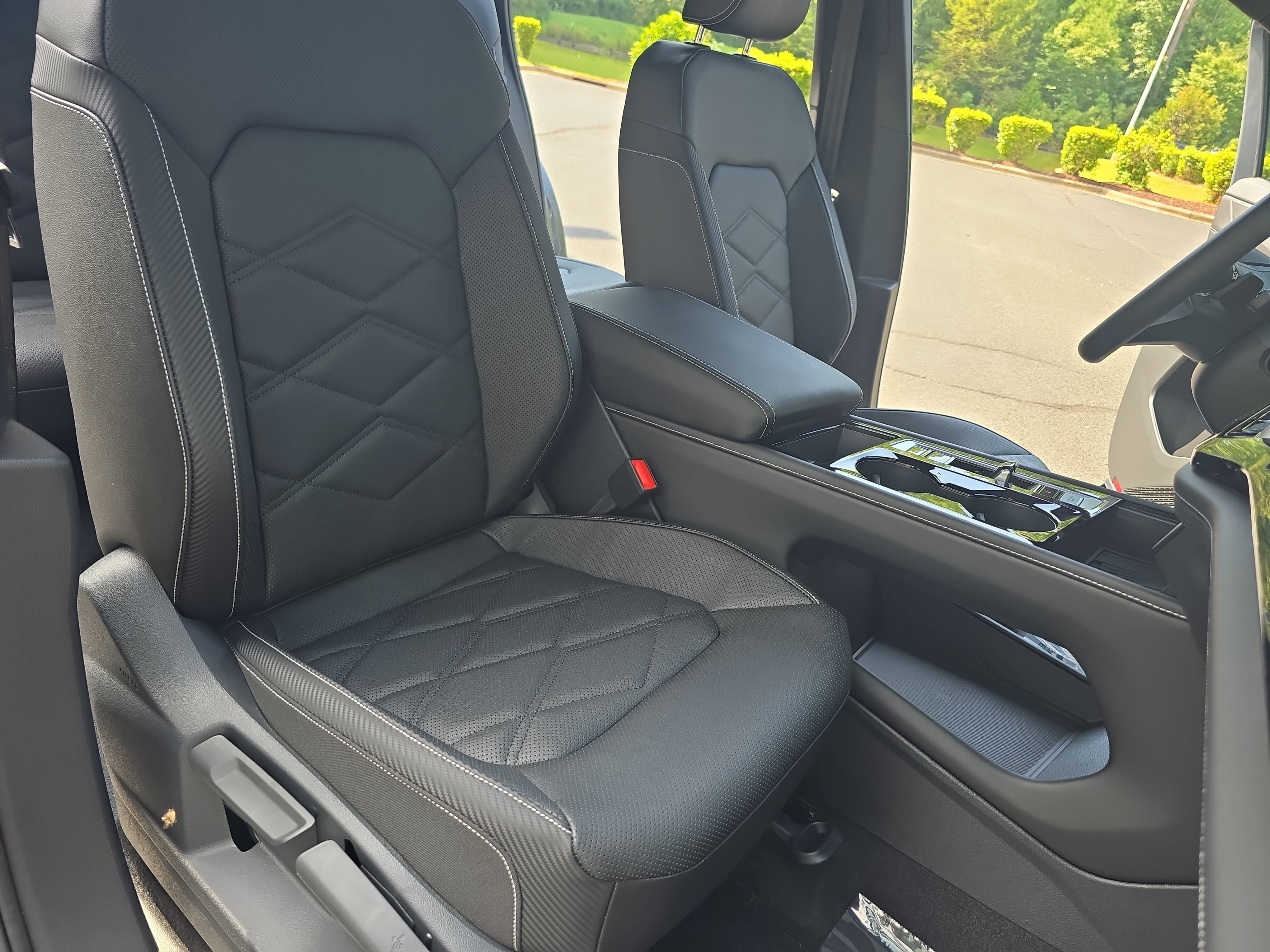 New 2026 Volkswagen Atlas Cross Sport SE AWD/4WD image 10