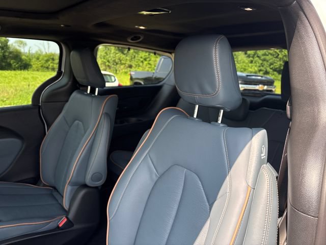 New 2027 Chrysler Pacifica Pinnacle AWD/4WD image 24