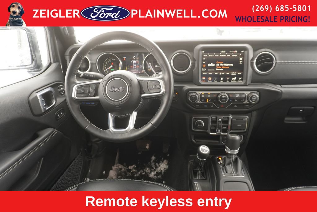 Used 2023 Jeep Wrangler Unlimited Sahara w/ Cold Weather Group image 9
