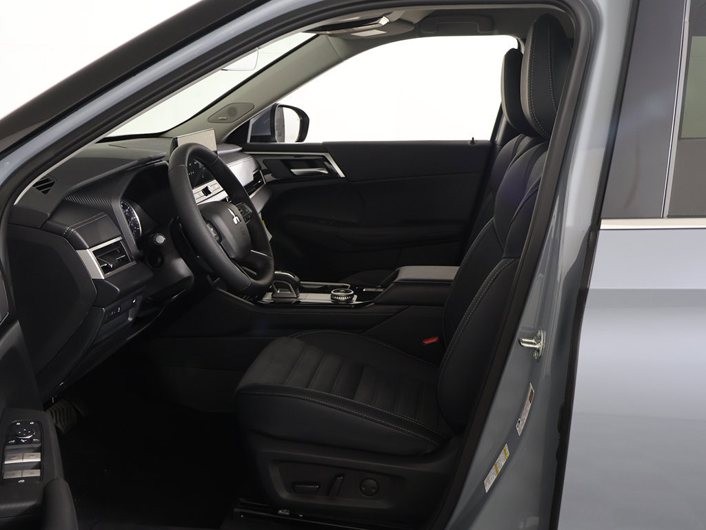 New 2026 Mitsubishi Outlander SE AWD/4WD image 26