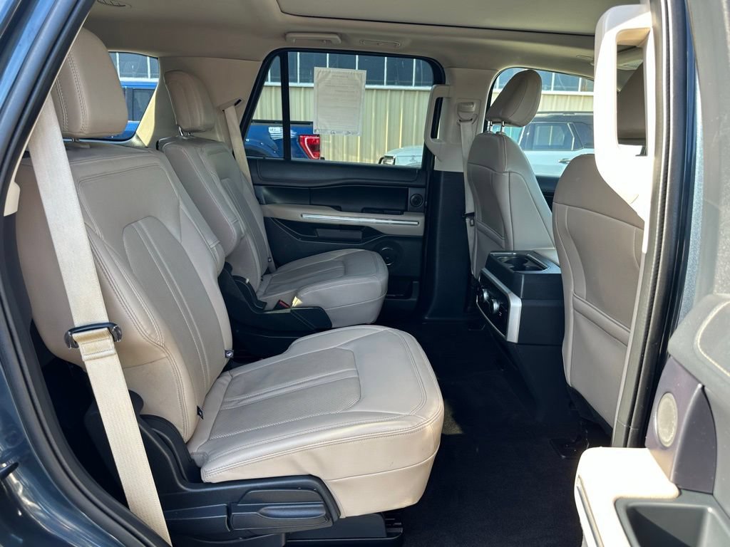 Used 2023 Ford Expedition Limited AWD/4WD image 21