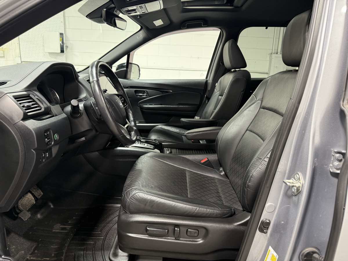 Used 2020 Honda Passport Elite image 9