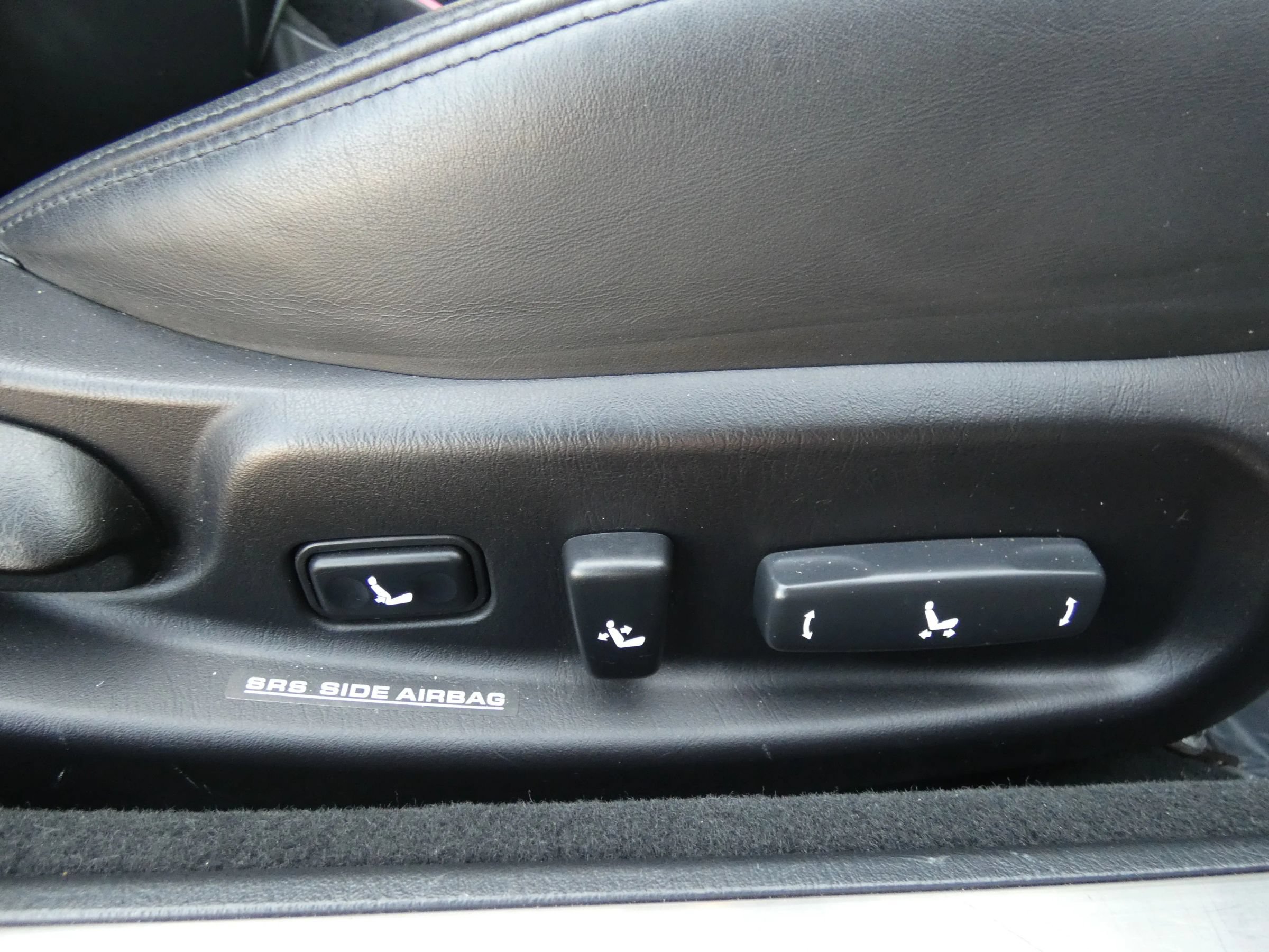 Used 2006 Lexus SC 430 Convertible RWD image 28