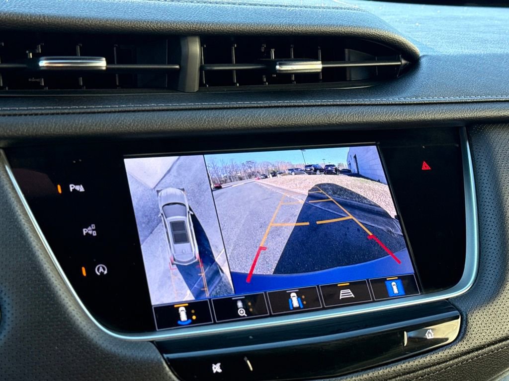 Certified 2022 Cadillac XT5 Sportv w/ Technology Package image 9