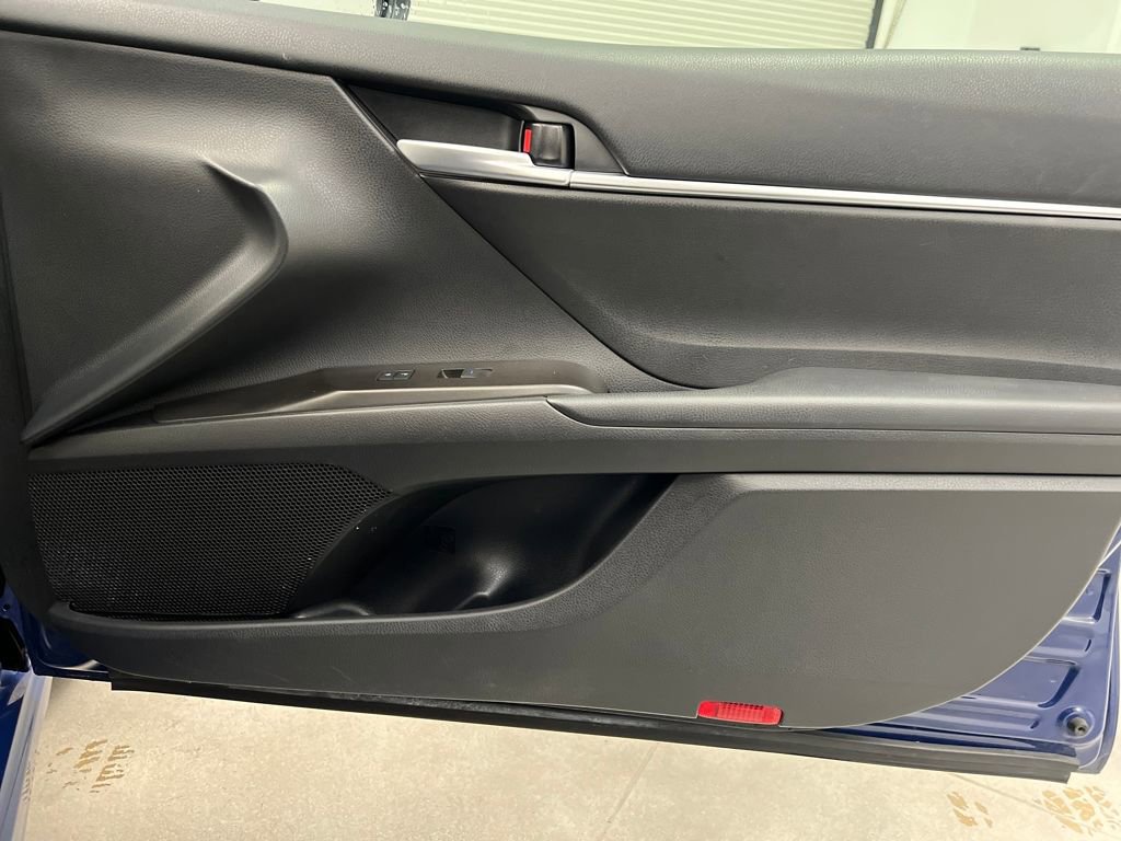 Used 2024 Toyota Camry SE image 22
