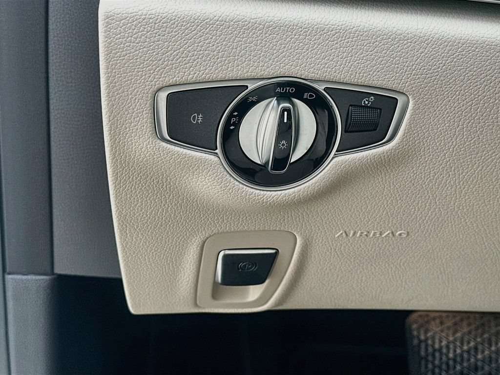 Certified 2022 Mercedes-Benz E 350 Sedan image 10