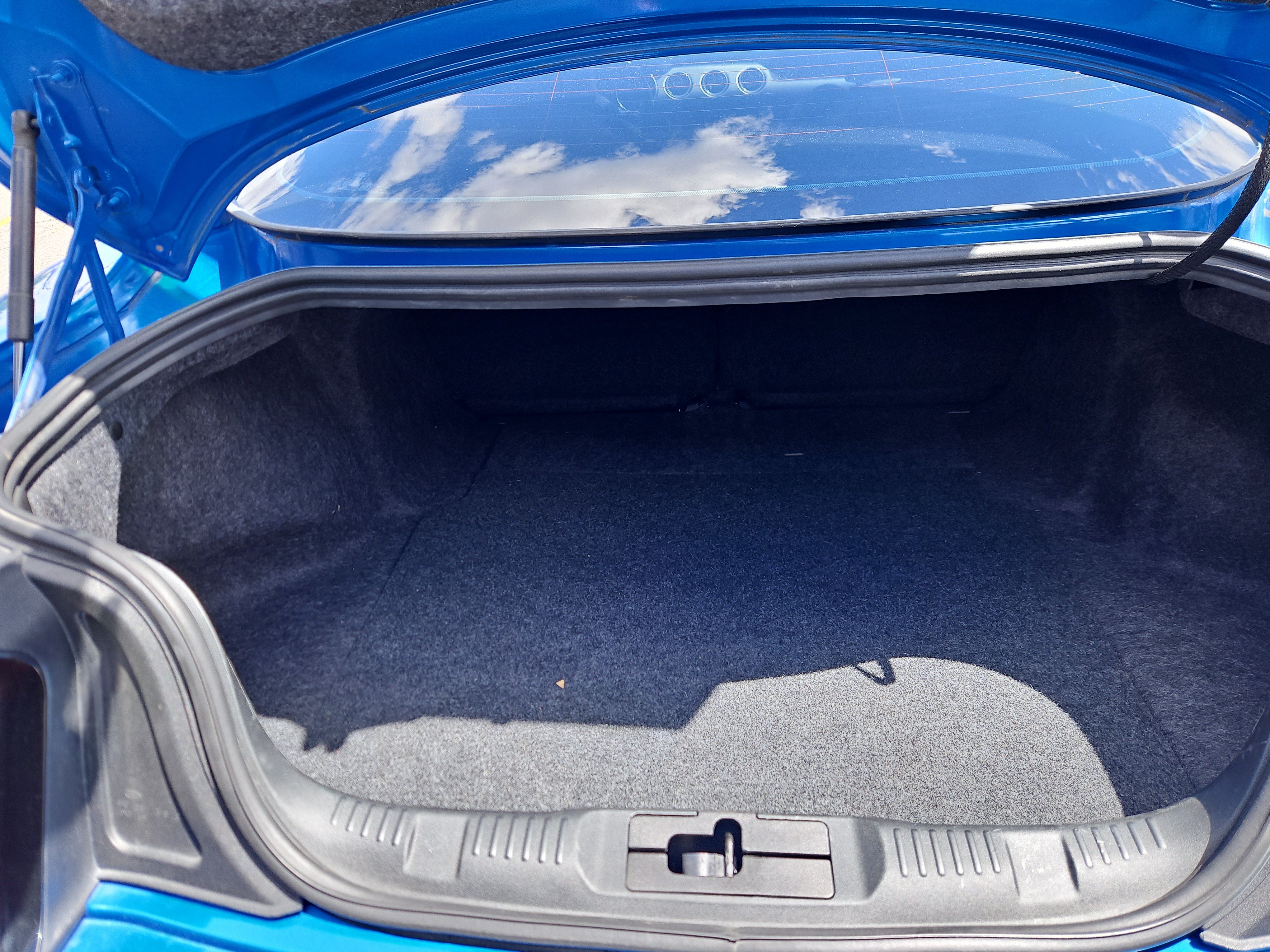 Used 2019 Ford Mustang GT Premium RWD image 9