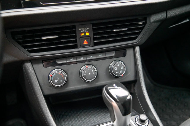 Used 2022 Volkswagen Jetta S FWD image 29