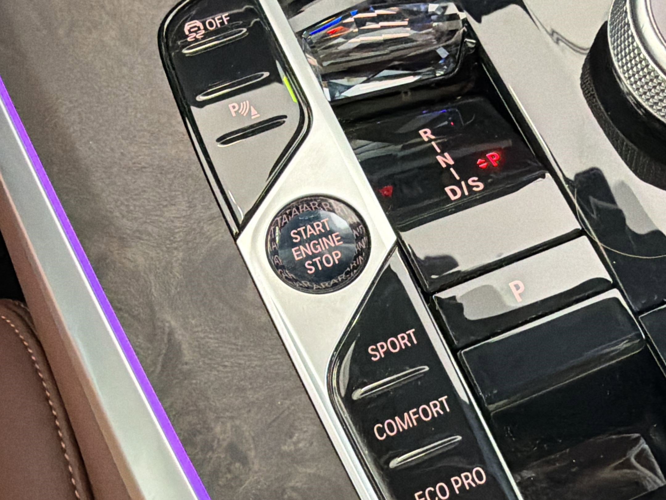 Used 2026 BMW X5 xDrive40i w/ Executive Package image 27