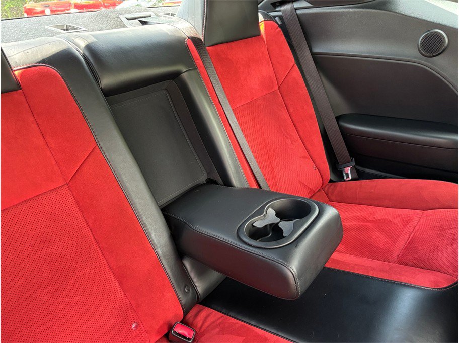 Used 2015 Dodge Challenger R/T Scat Pack w/ Leather Interior Group RWD image 43