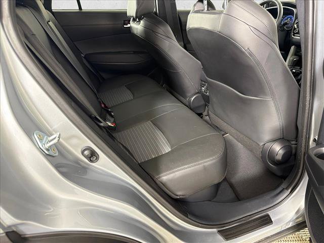 Used 2024 Toyota Corolla Cross AWD Hybrid w/ Convenience Package image 16