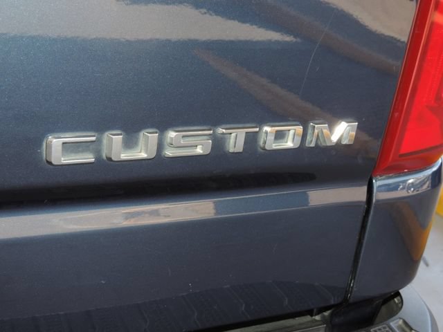 Used 2020 Chevrolet Silverado 1500 Custom w/ Custom Value Package RWD image 19