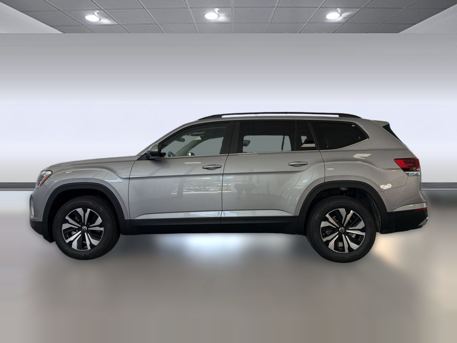 New 2026 Volkswagen Atlas SE FWD image 2