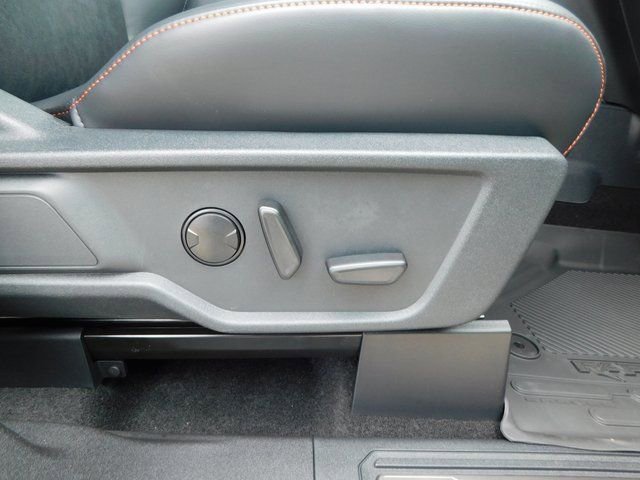 New 2025 Ford Bronco Raptor image 18