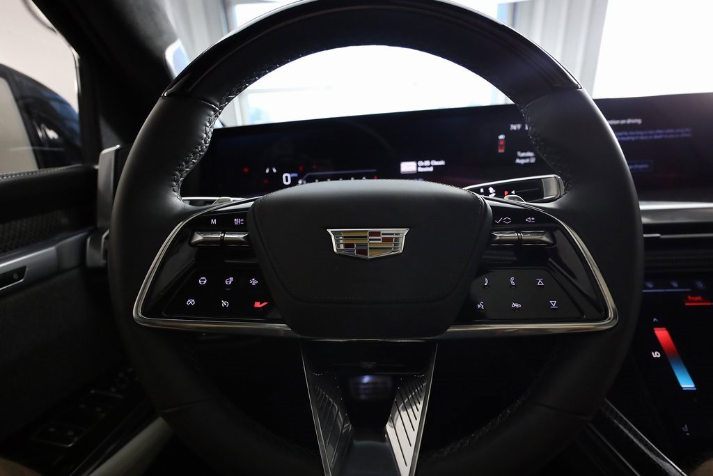 Used 2025 Cadillac Escalade V image 25