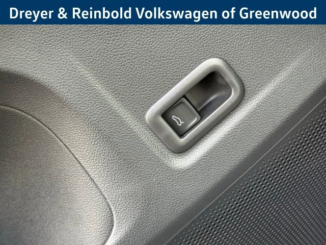 New 2026 Volkswagen Tiguan SEL R-Line image 26