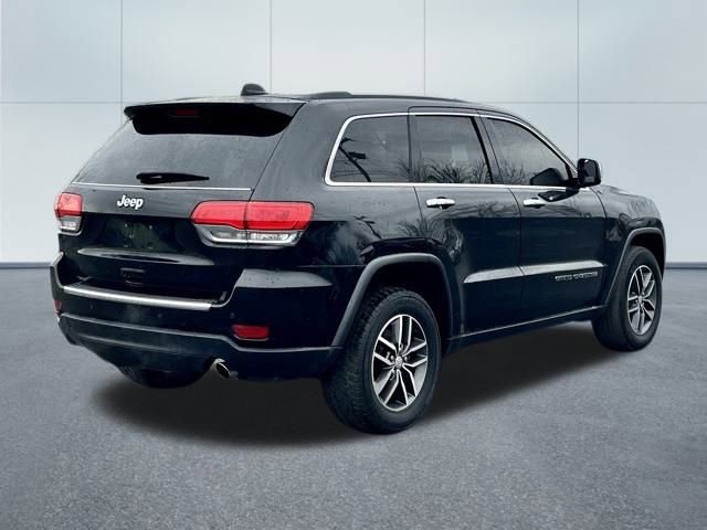 Used 2017 Jeep Grand Cherokee Limited image 16