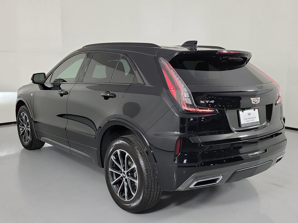 Certified 2024 Cadillac XT4 Sport FWD image 4