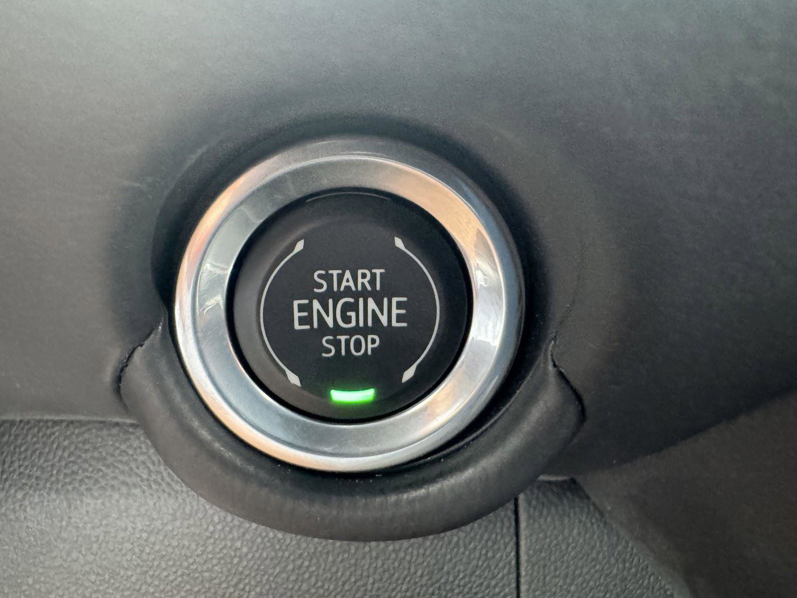 Used 2025 Chevrolet Tahoe LT AWD/4WD image 18