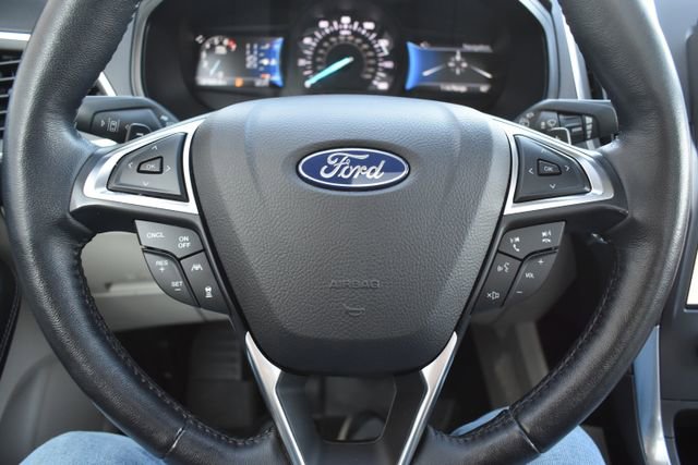 Used 2023 Ford Edge Titanium w/ Class II Trailer Tow Package image 19