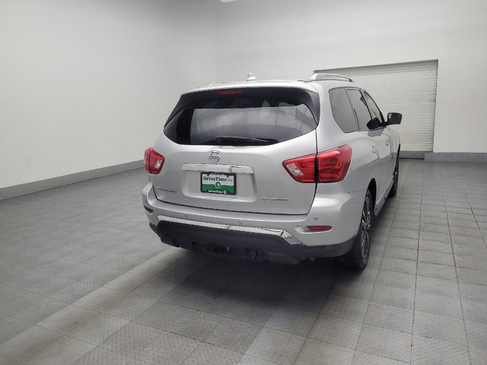 Used 2019 Nissan Pathfinder Platinum image 9