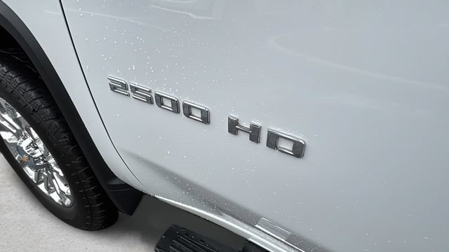 Used 2025 Chevrolet Silverado 2500 LTZ w/ LTZ Premium Package AWD/4WD image 37