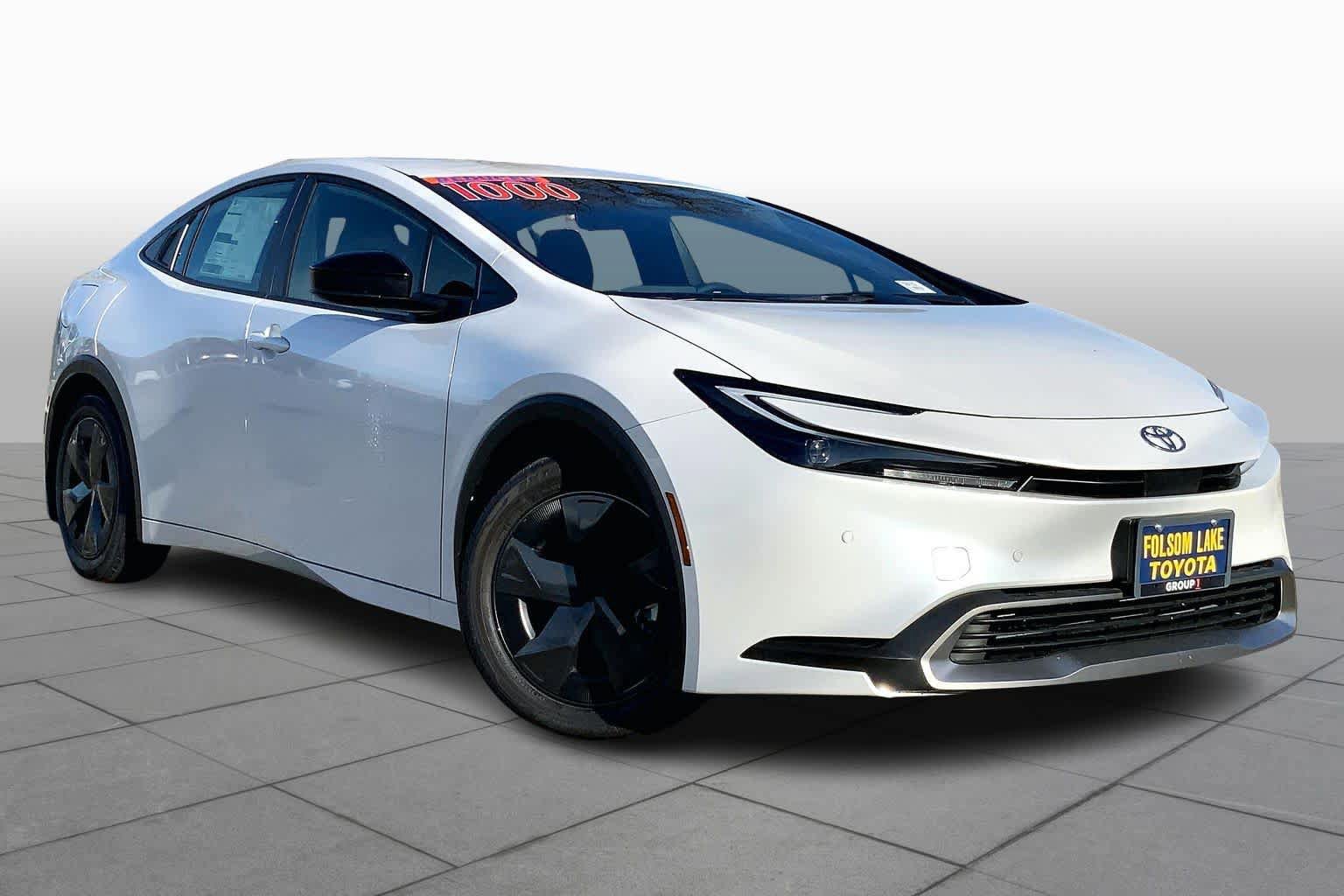 New 2026 Toyota Prius Plug-In Hybrid FWD image 2