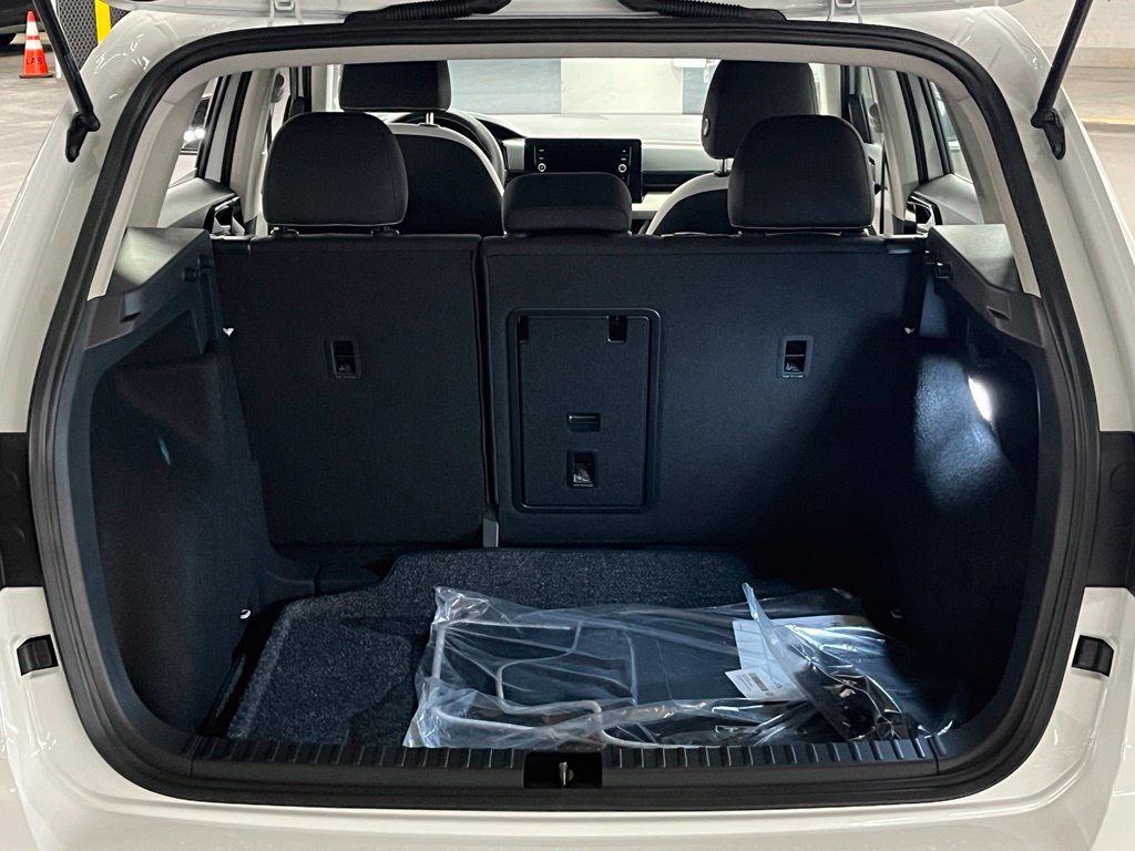 New 2027 Volkswagen Taos S FWD image 31
