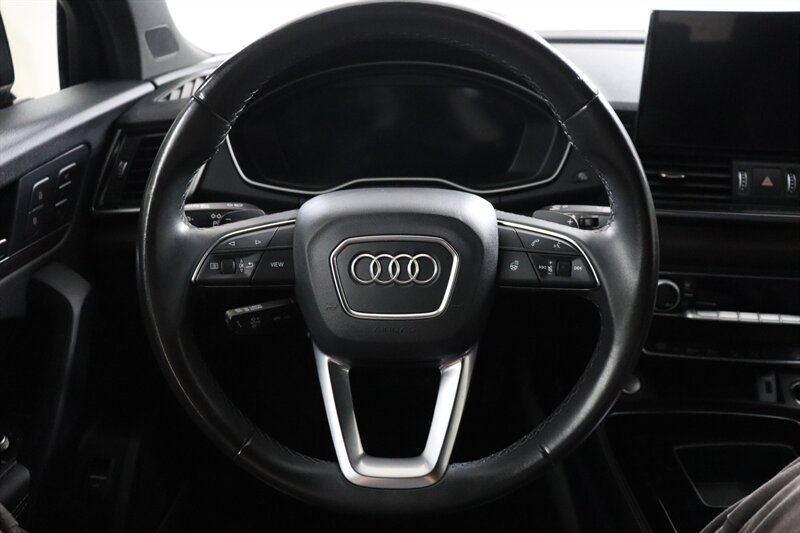 Used 2022 Audi Q5 2.0T Prestige AWD/4WD image 9