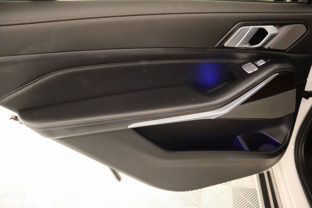 Used 2023 BMW X7 xDrive40i w/ Premium Package image 20