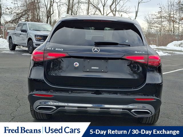 Used 2023 Mercedes-Benz GLC 300 4MATIC image 9