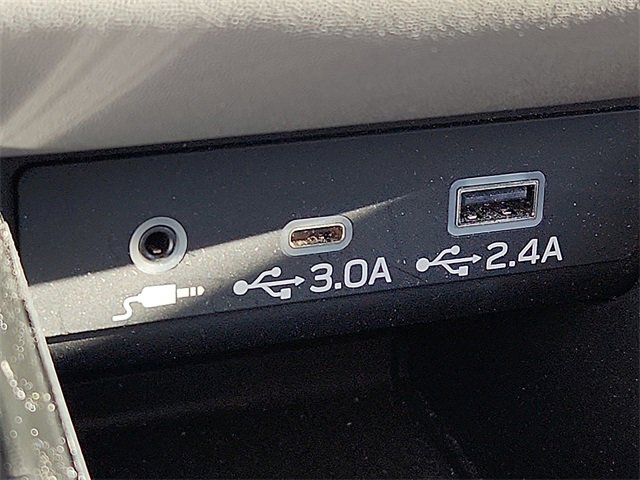 Used 2023 Subaru Legacy Premium image 22