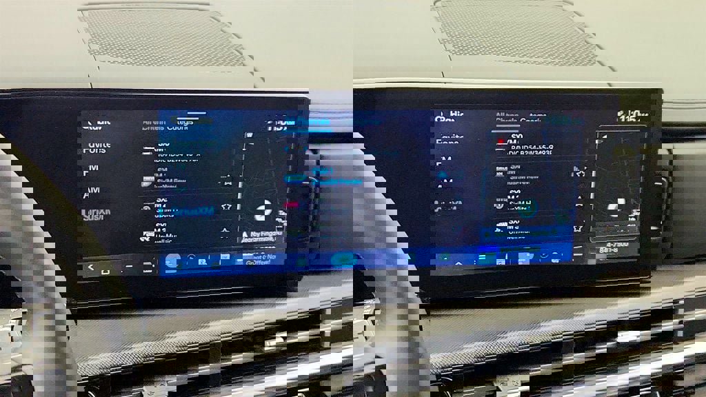 Used 2025 Hyundai Santa Fe XRT image 19