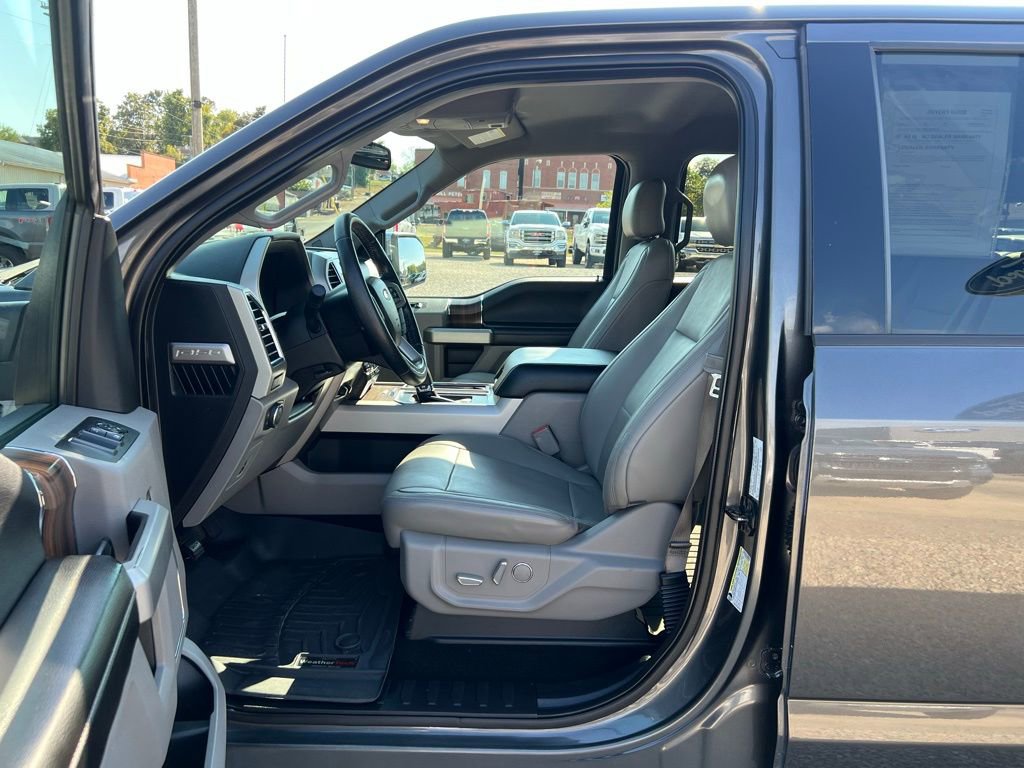 Used 2015 Ford F150 Lariat image 13