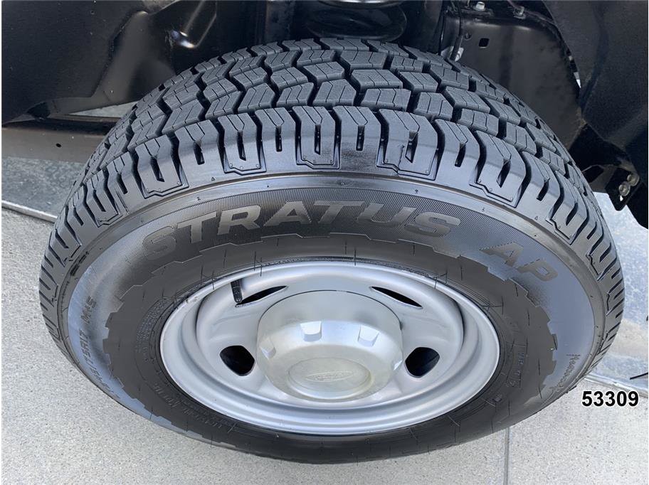 Used 2021 Ford F250 XL w/ Power Equipment Group RWD image 17