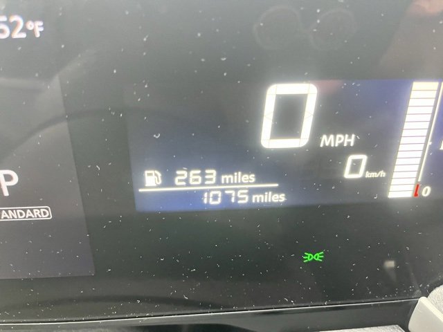 Certified 2025 Nissan Kicks SV image 16