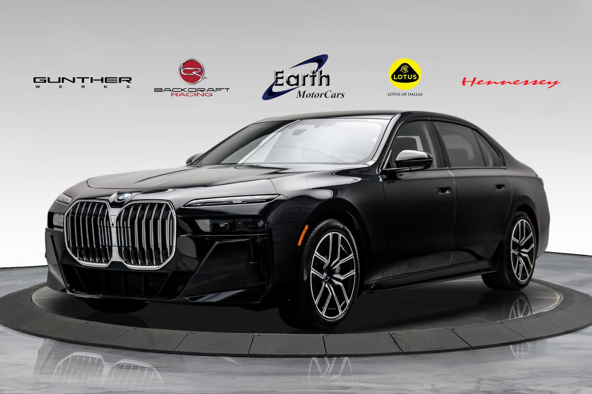 Used 2026 BMW 760i xDrive w/ Executive Package AWD/4WD image 1