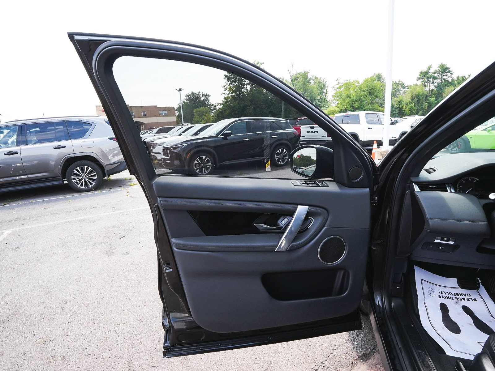 Used 2023 Land Rover Discovery Sport S AWD/4WD image 11
