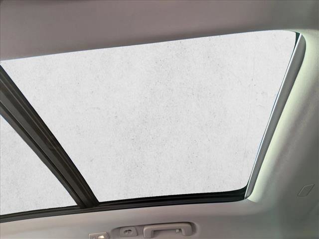 Certified 2025 Volvo XC90 T8 Plus w/ Protection Package Premier image 18