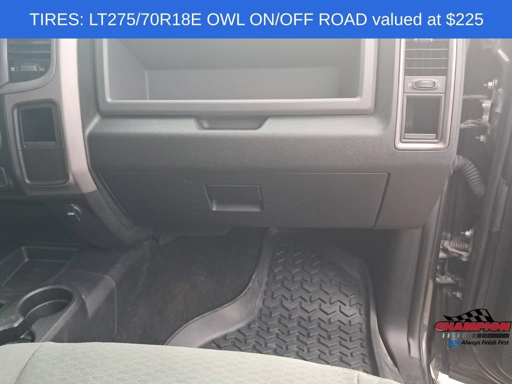Used 2016 RAM 2500 Tradesman w/ Chrome Appearance Group AWD/4WD image 15