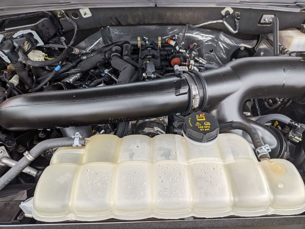 Used 2024 Ford Expedition Limited image 39