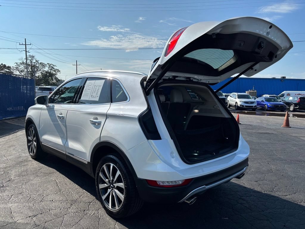 Used 2019 Lincoln MKC Reserve w/ MKC Technology Package FWD image 4