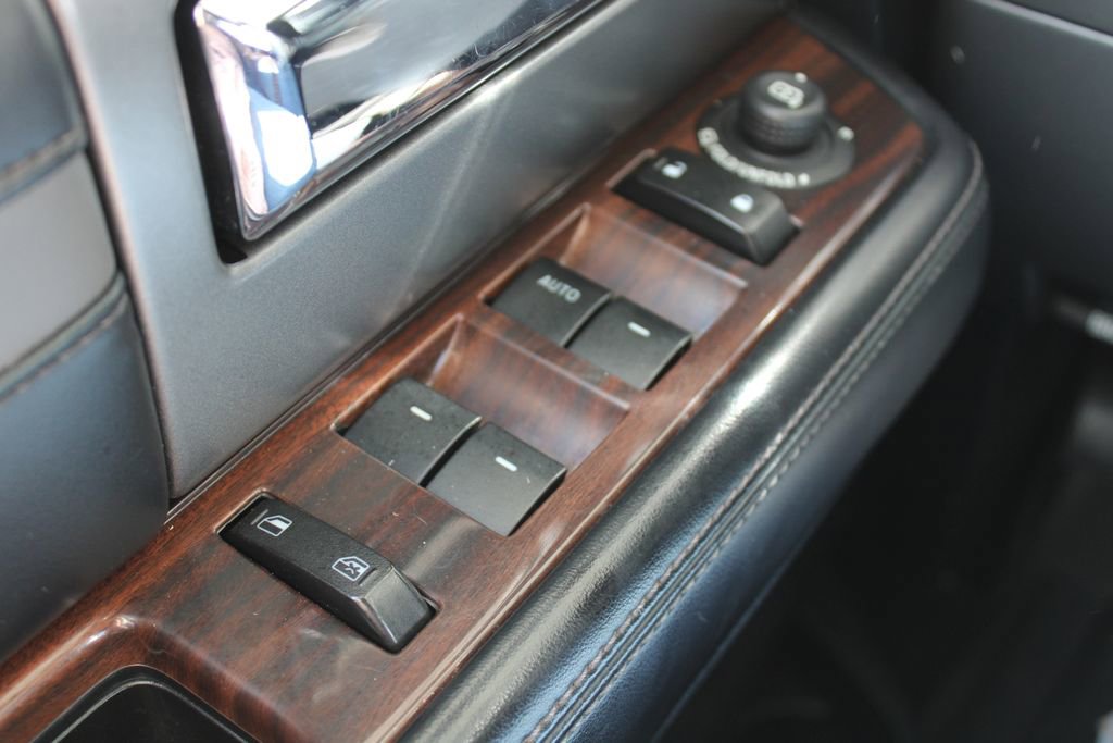 Used 2017 Ford Expedition EL Platinum image 36