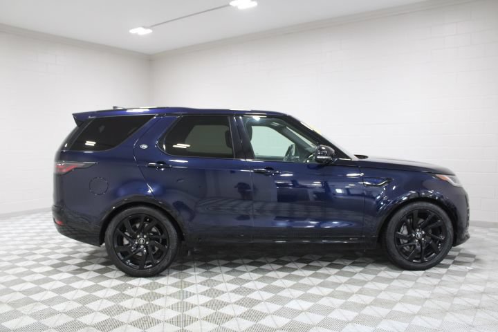 Used 2021 Land Rover Discovery S R-Dynamic AWD/4WD image 13