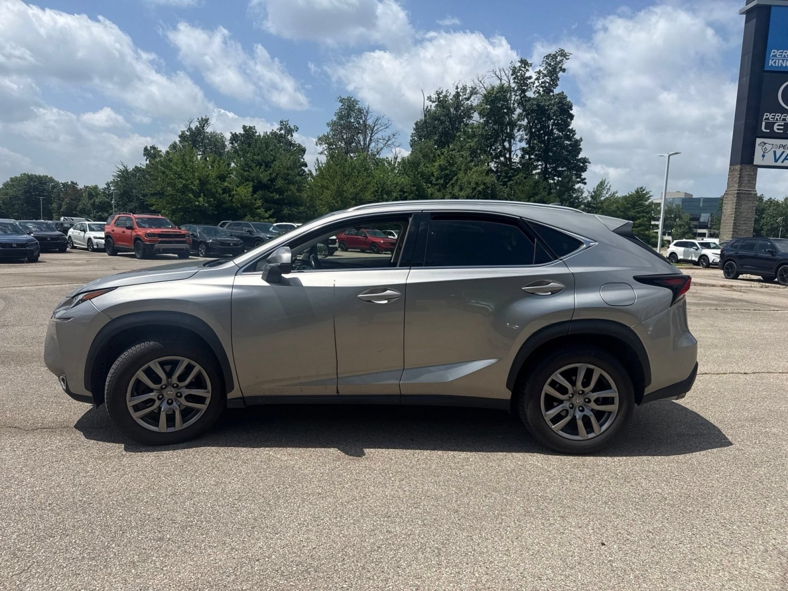 Used 2016 Lexus NX 200t AWD w/ Premium Package image 2